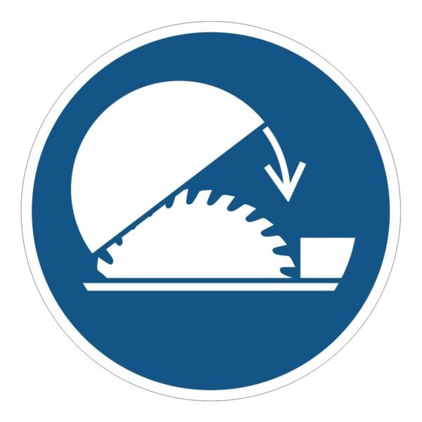 M031 - Utiliser la protection réglable de la scie circulaire sur table