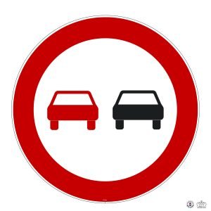 C,13aa Interdiction de dépasser tous les véhicules à moteur autres que ceux à deux roues sans side-car_Plan de travail 1